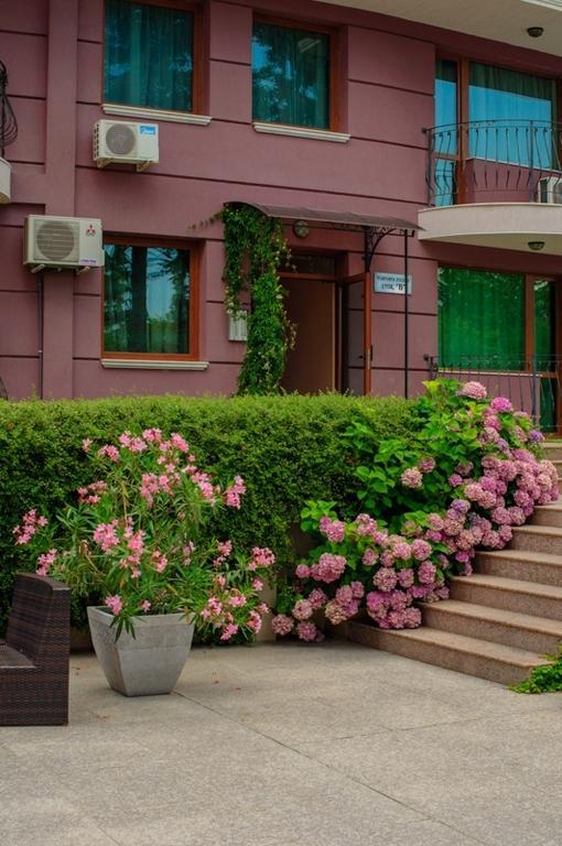 Purple Star Apartments Saints Constantine and Helena Exteriér fotografie